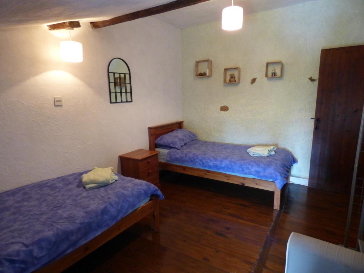 La Metairie Apartment Parthenay Luaran gambar