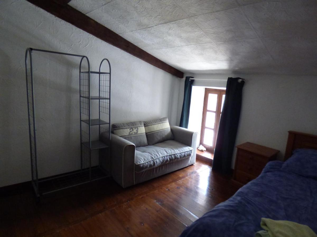 La Metairie Apartment Parthenay Luaran gambar