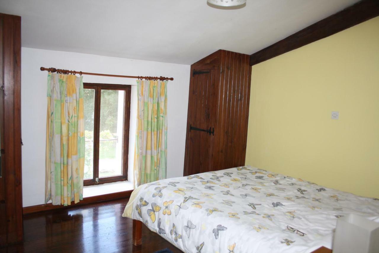 La Metairie Apartment Parthenay Luaran gambar